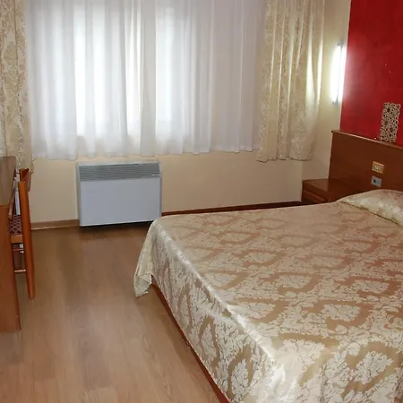 Le Querce Ξενοδοχείο 3*